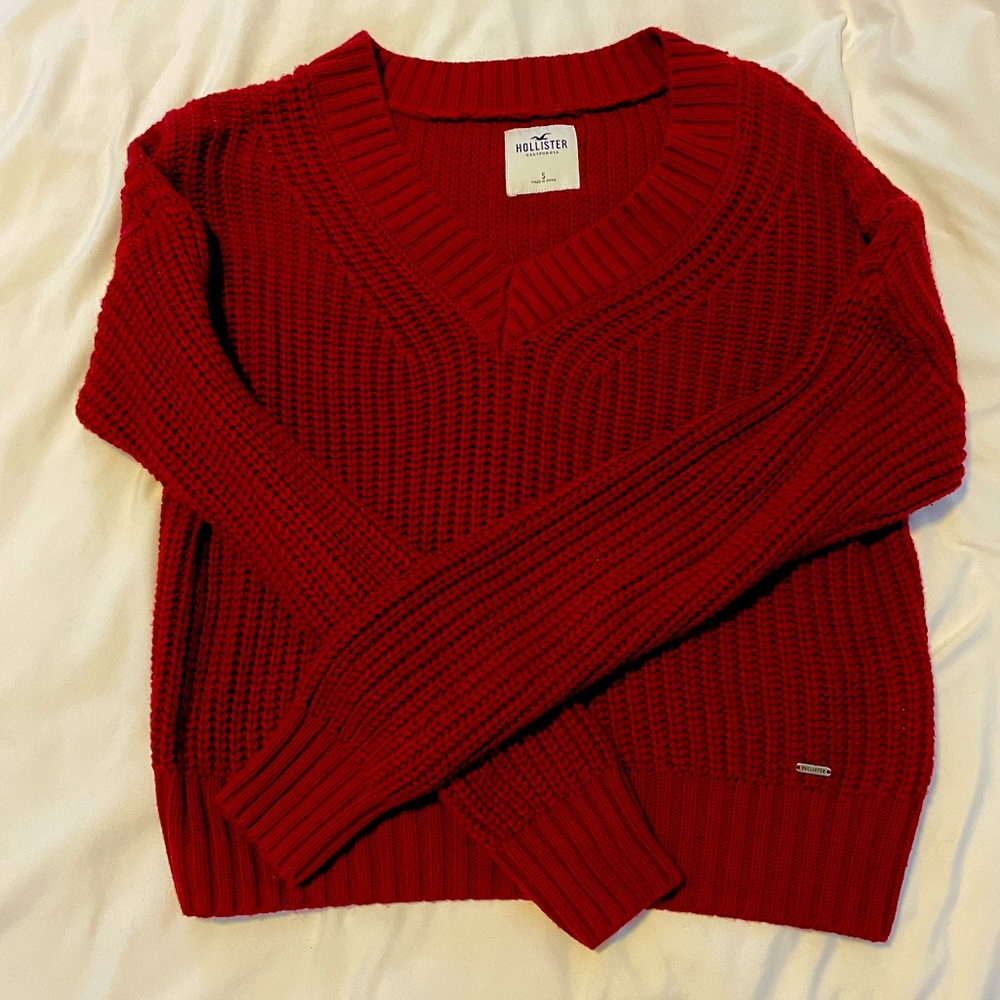 Maroon HCo sweater